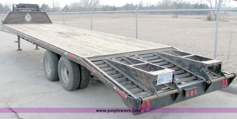 image for item 9073 1995 Fleet Neck 25' dual tire tandem axle trailer