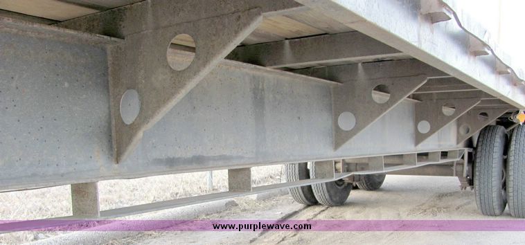 image for item 9073 1995 Fleet Neck 25' dual tire tandem axle trailer