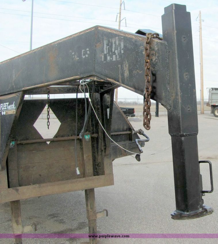 image for item 9073 1995 Fleet Neck 25' dual tire tandem axle trailer