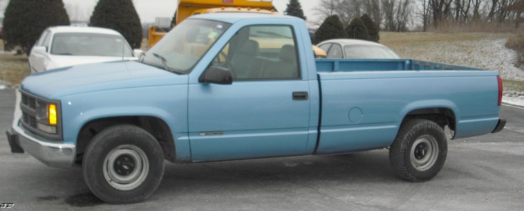 image for item 3008 1997 Chevrolet C1500 pickup