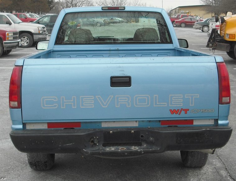 image for item 3008 1997 Chevrolet C1500 pickup