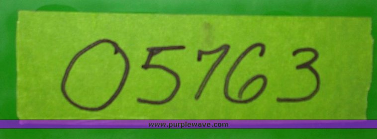 image for item 3013 2000 John Deere 5410 tractor