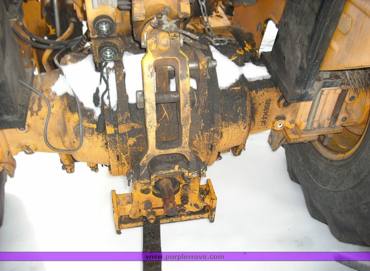 image for item 3014 1993 Massey Fergusen 253 tractor