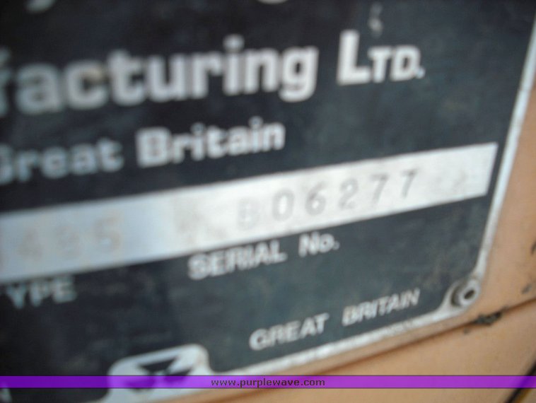 image for item 3014 1993 Massey Fergusen 253 tractor