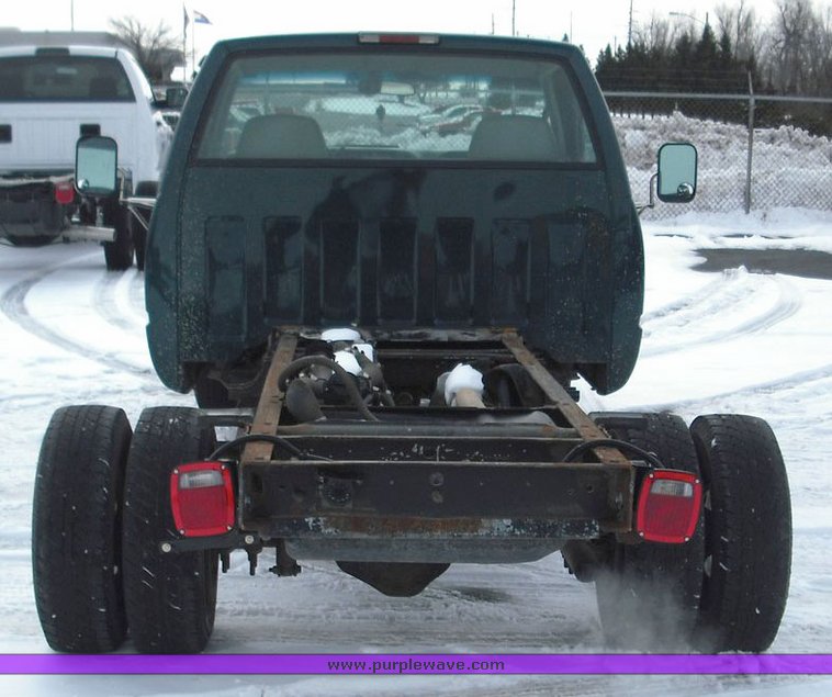 image for item 3016 1998 Chevrolet 3500