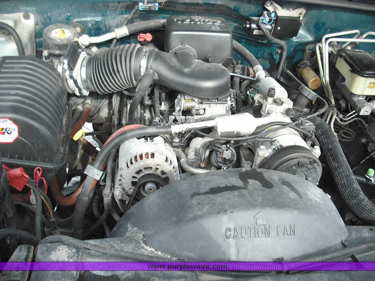 image for item 3016 1998 Chevrolet 3500