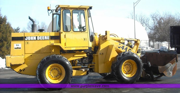 image for item 3018 1995 John Deere 544G wheel loader