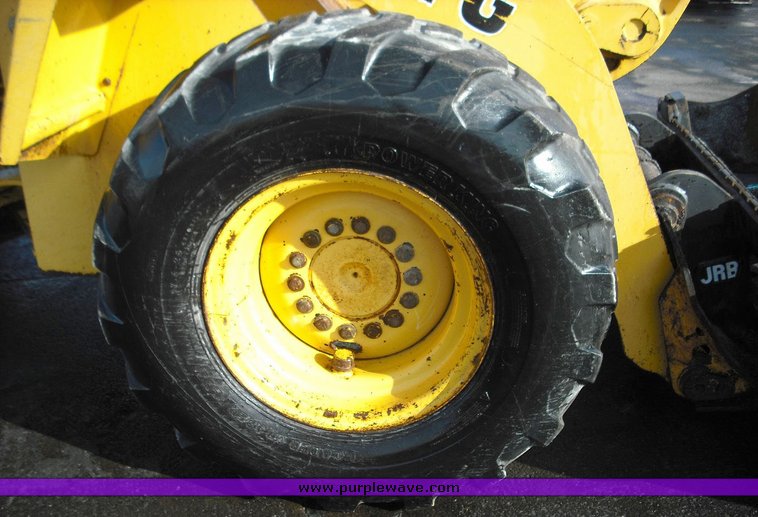 image for item 3018 1995 John Deere 544G wheel loader