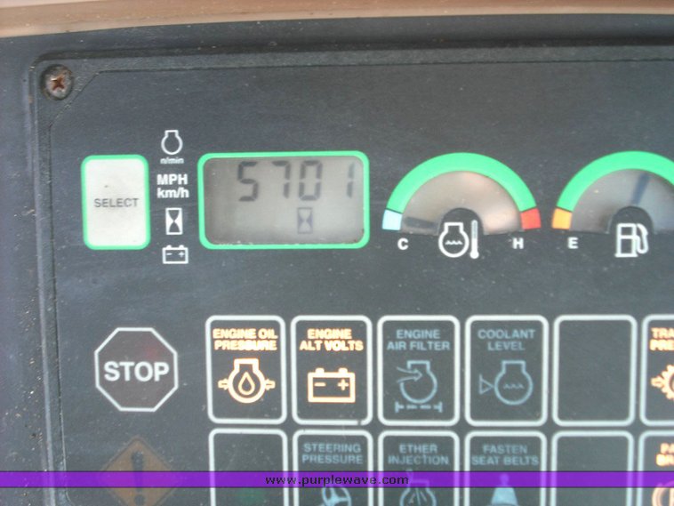 image for item 3018 1995 John Deere 544G wheel loader