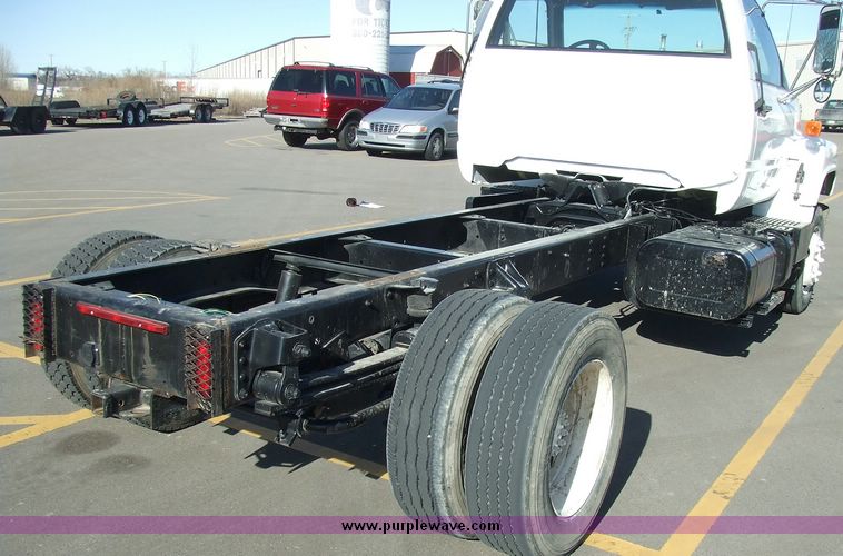 image for item 6646 1991 GMC Topkick C7H042