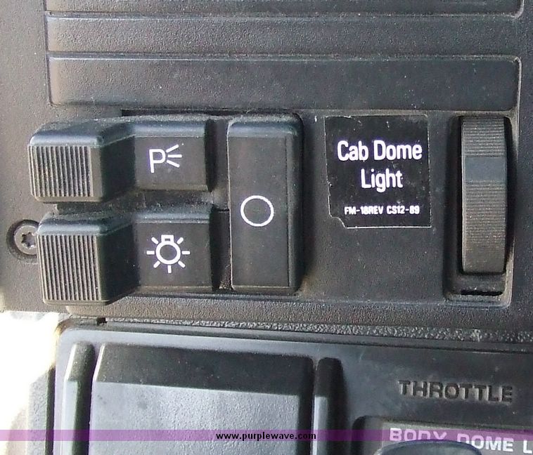 image for item 6646 1991 GMC Topkick C7H042