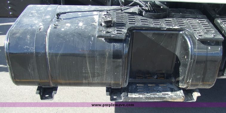 image for item 6646 1991 GMC Topkick C7H042