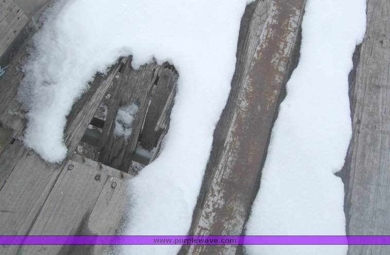 image for item 7810 1997 Wilson CF-900 48' spread axle flat bed trailer