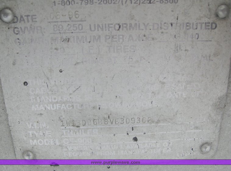 image for item 7810 1997 Wilson CF-900 48' spread axle flat bed trailer