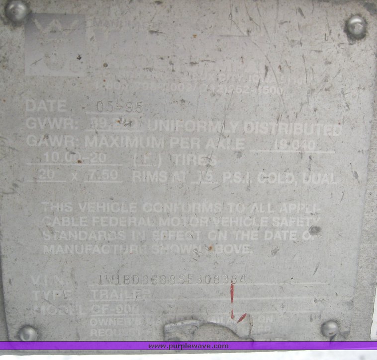 image for item 7811 1995 Wilson CF-900 48' spread axle flat bed trailer