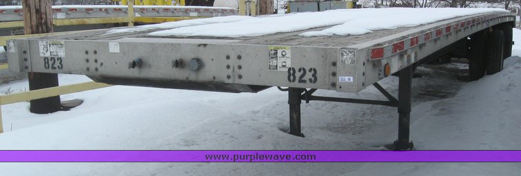 image for item 7813 1995 Wilson 48' spread axle flat bed trailer
