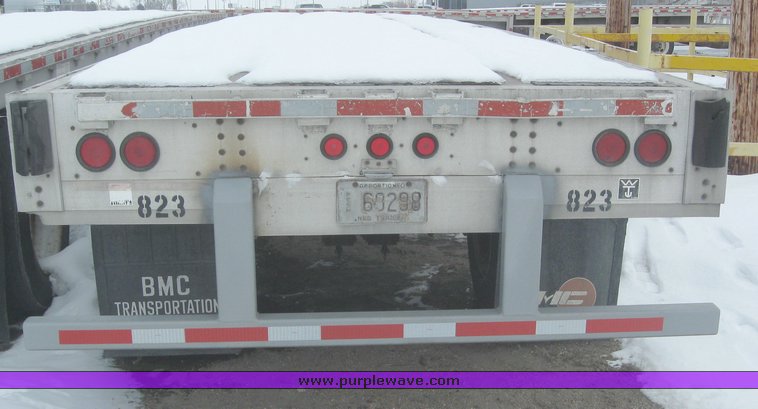 image for item 7813 1995 Wilson 48' spread axle flat bed trailer