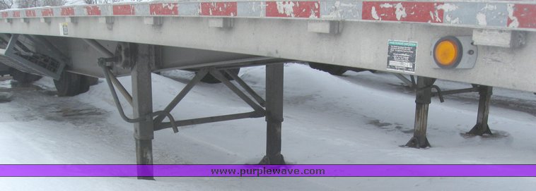 image for item 7813 1995 Wilson 48' spread axle flat bed trailer