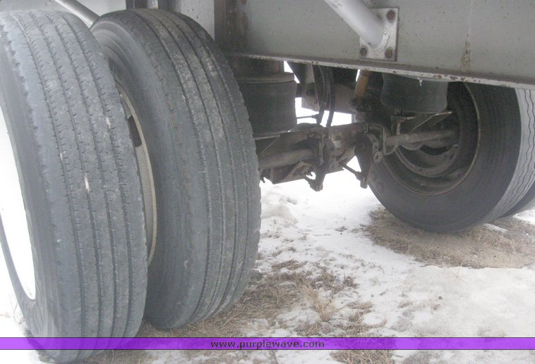 image for item 7815 1995 Wilson 48' spread axle flat bed trailer