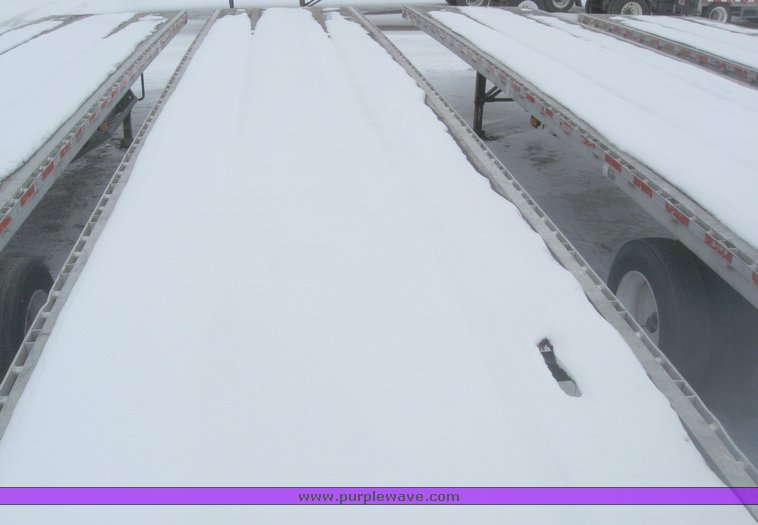 image for item 7815 1995 Wilson 48' spread axle flat bed trailer