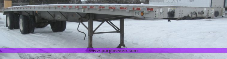 image for item 7817 1995 Wilson 48' spread axle flat bed trailer
