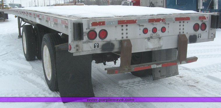 image for item 7817 1995 Wilson 48' spread axle flat bed trailer