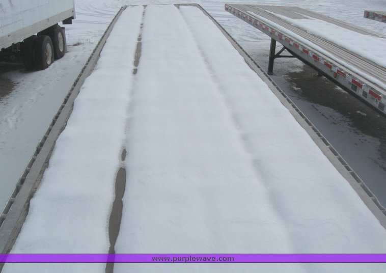 image for item 7820 1995 Wilson 48' spread axle flat bed trailer