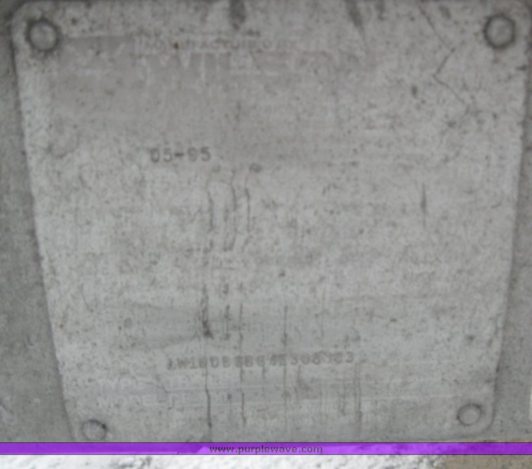 image for item 7820 1995 Wilson 48' spread axle flat bed trailer