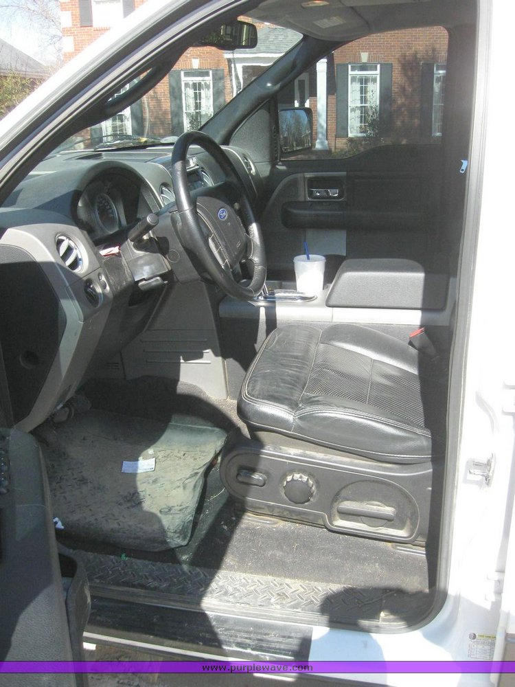 image for item 7825 2006 Ford F150