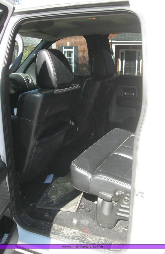 image for item 7825 2006 Ford F150