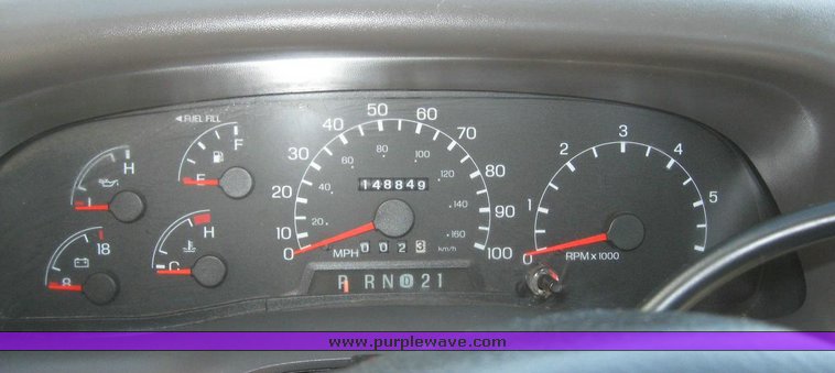 image for item 7826 1999 Ford F350 Super Duty