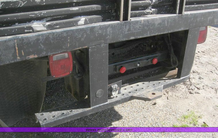 image for item 7826 1999 Ford F350 Super Duty