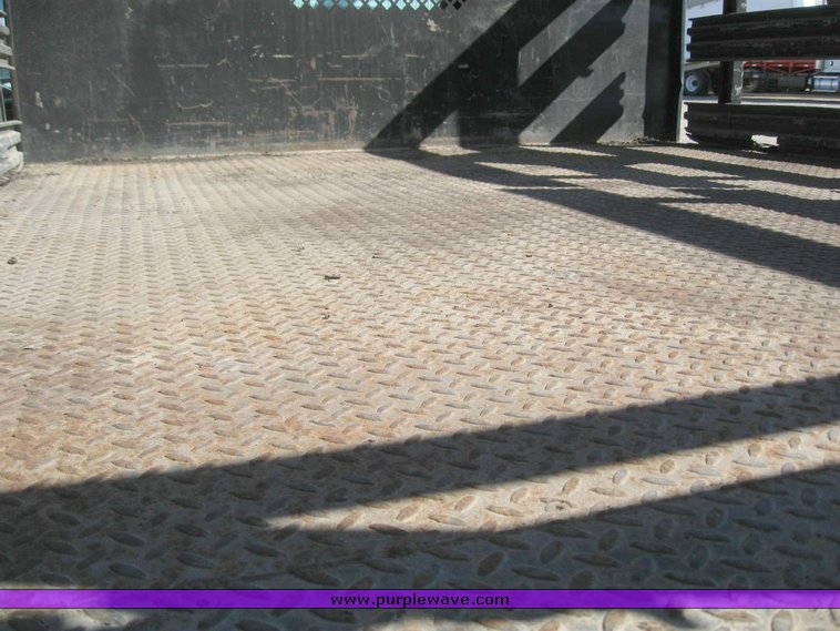 image for item 7826 1999 Ford F350 Super Duty