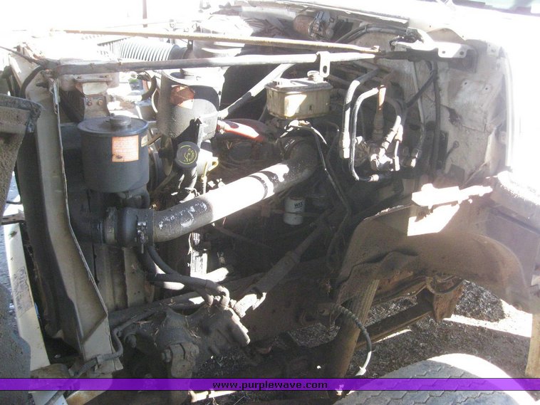 image for item 7827 1993 Ford F600FLPO