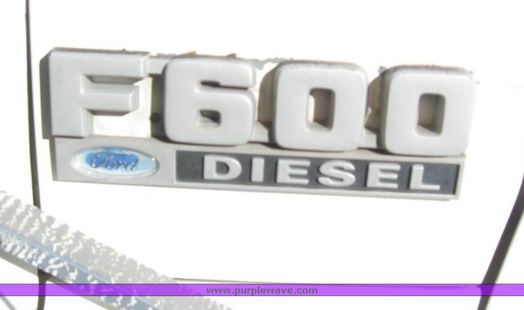 image for item 7827 1993 Ford F600FLPO