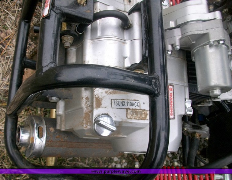 image for item 1001 Sunl 110ACX go-kart