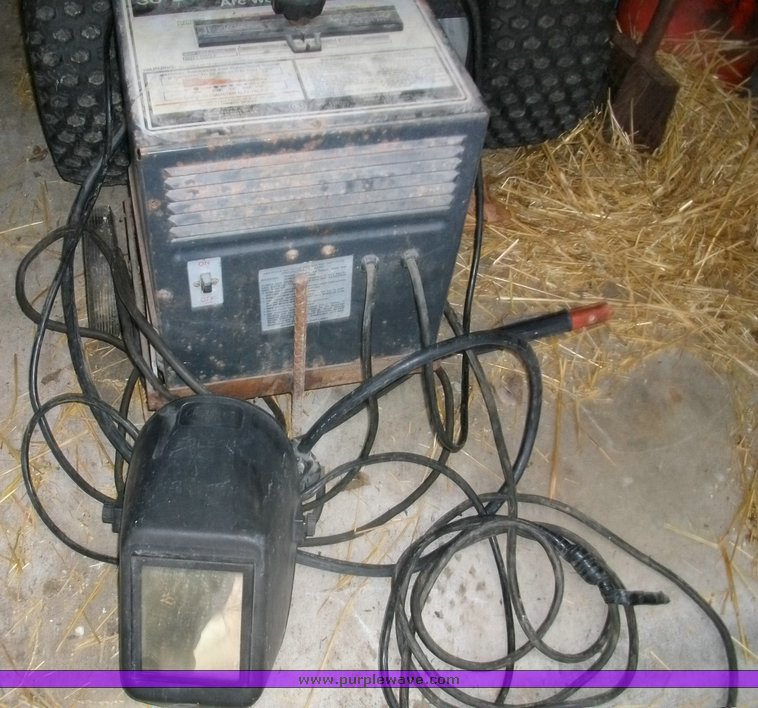 image for item 1002 Craftsman Home N' Shop 30-200 infinite amp selection ARC welder