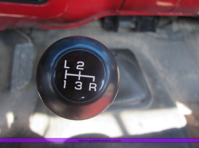 image for item 3050 1986 Chevrolet C10 Custom Deluxe pickup