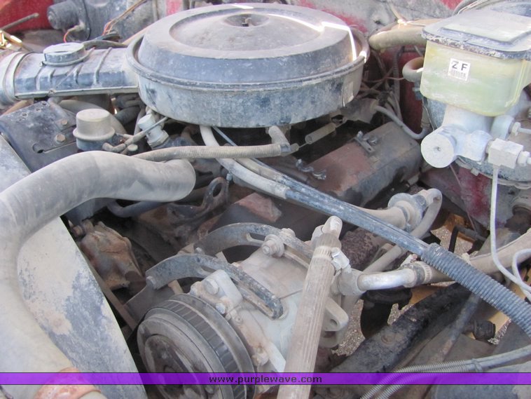 image for item 3050 1986 Chevrolet C10 Custom Deluxe pickup