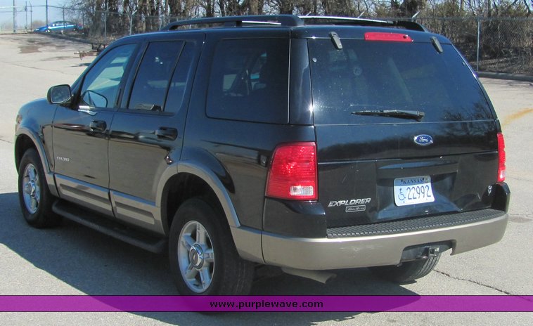 image for item 3052 2002 Ford Explorer Eddie Bauer Edition sport utility vehicle