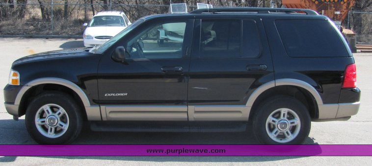 image for item 3052 2002 Ford Explorer Eddie Bauer Edition sport utility vehicle
