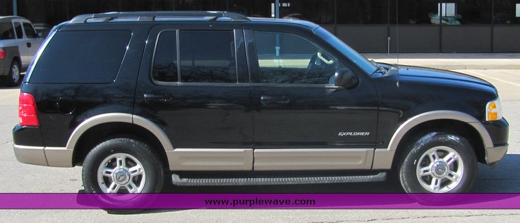 image for item 3052 2002 Ford Explorer Eddie Bauer Edition sport utility vehicle