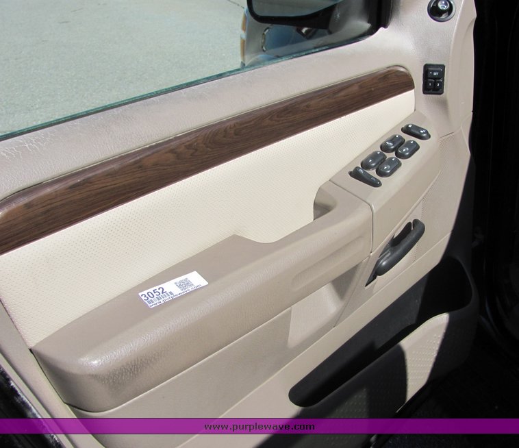 image for item 3052 2002 Ford Explorer Eddie Bauer Edition sport utility vehicle