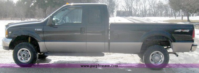 image for item 3060 1999 Ford F250