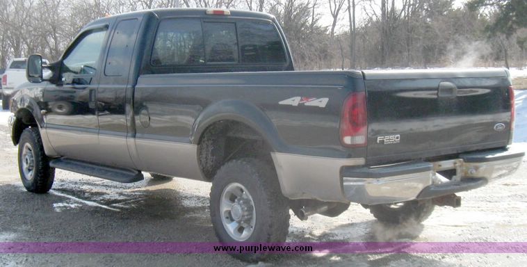 image for item 3060 1999 Ford F250