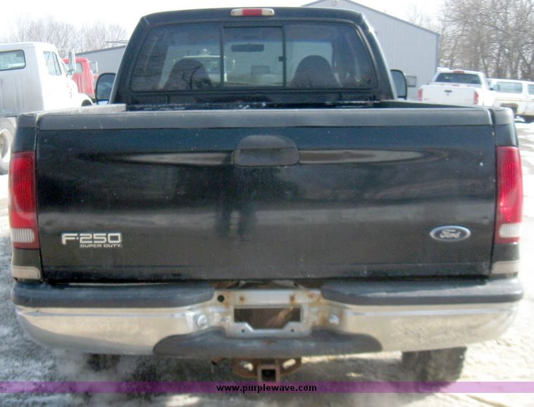 image for item 3060 1999 Ford F250