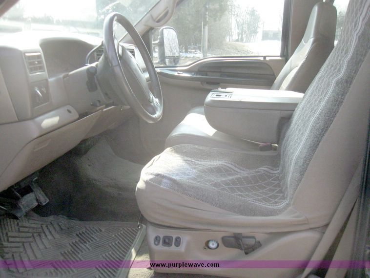 image for item 3060 1999 Ford F250