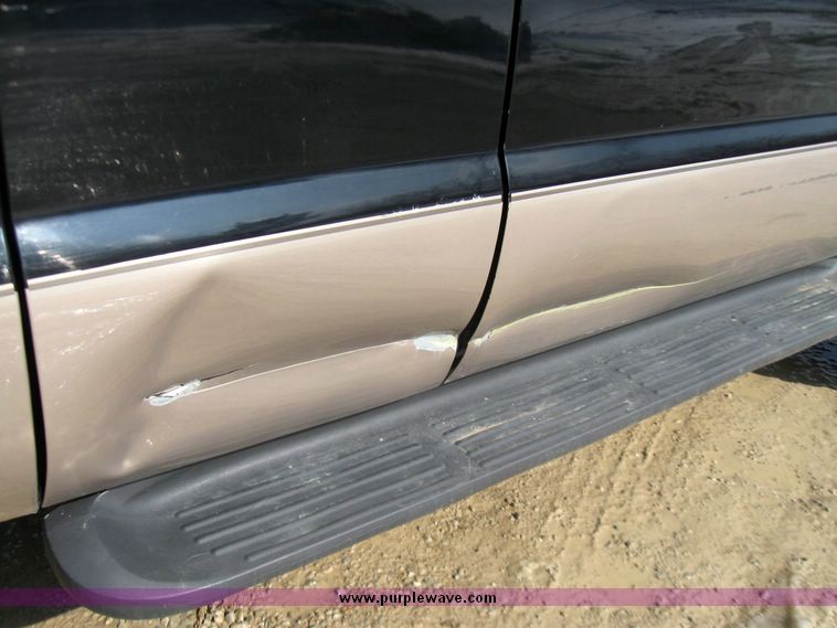 image for item 3060 1999 Ford F250