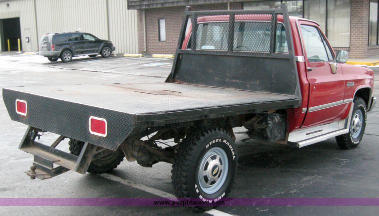 image for item 5597 1985 GMC Sierra K1500