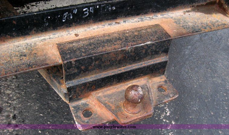 image for item 5597 1985 GMC Sierra K1500